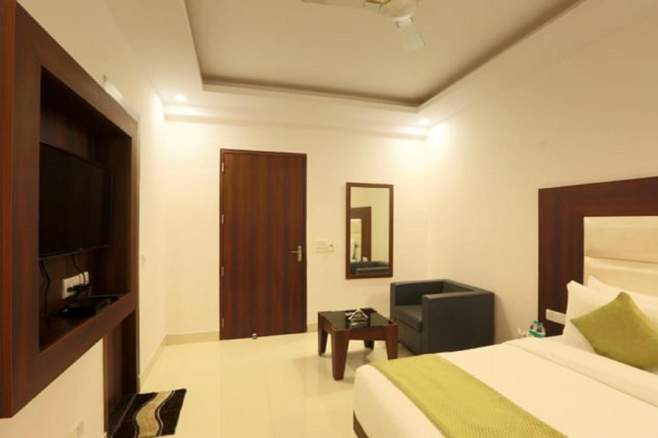 Hotel The Westend Green Nowe Delhi Zewnętrze zdjęcie
